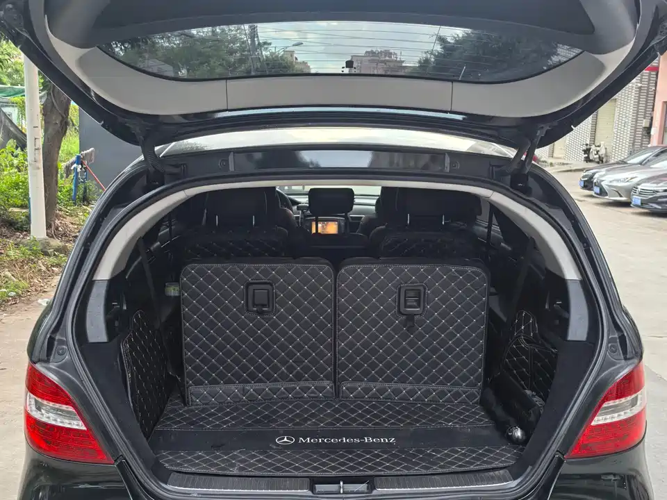 Mercedes-Benz R-class