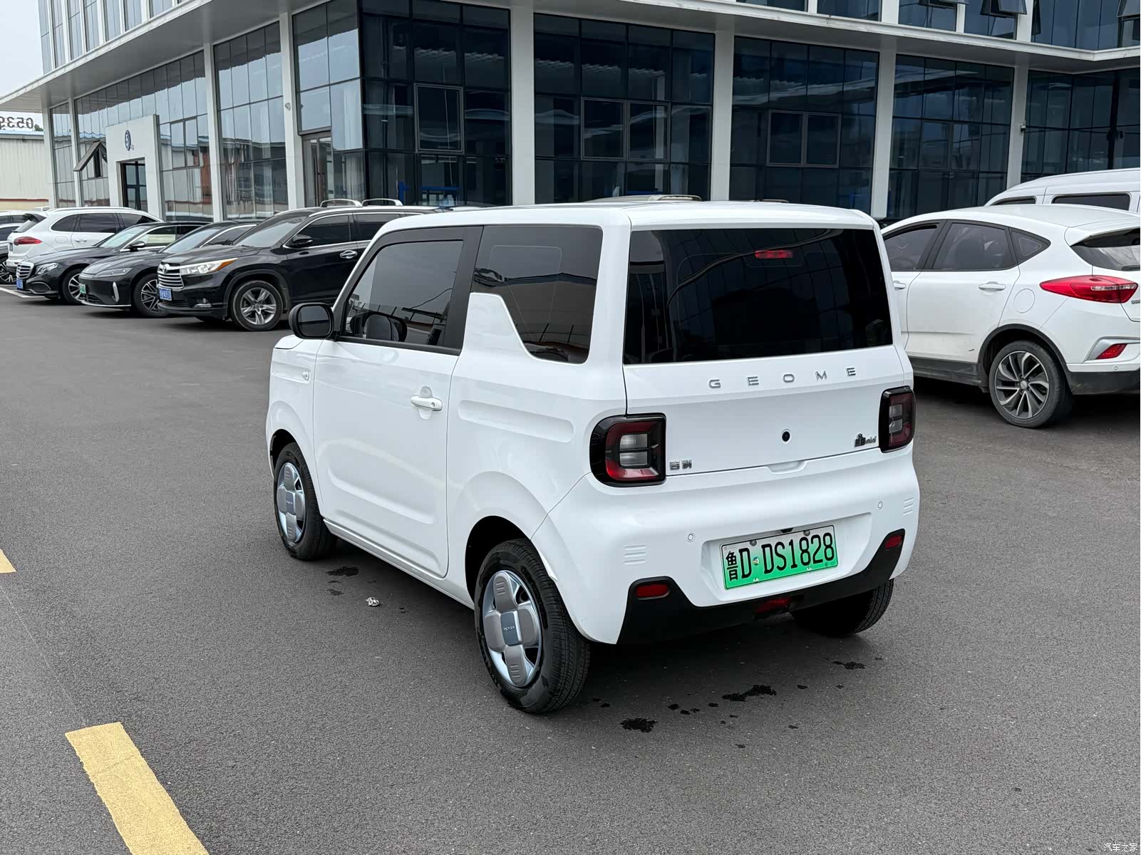 Geely Panda, 2025 10