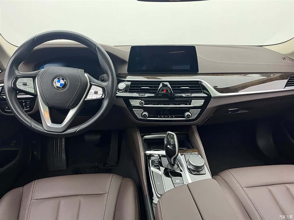 BMW 5 Series, 2020 8