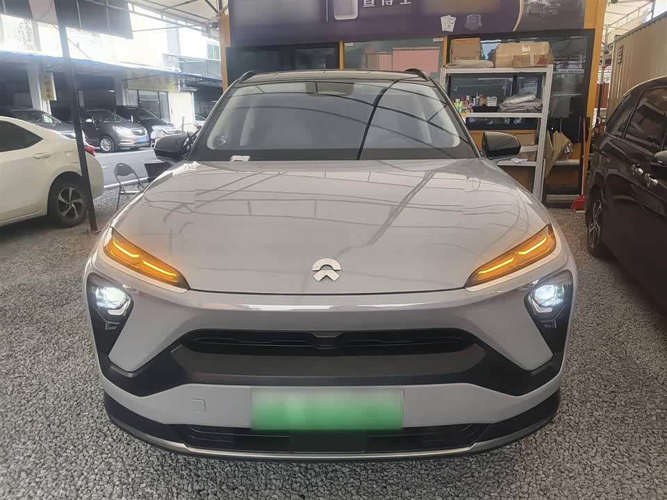 NIO ES6