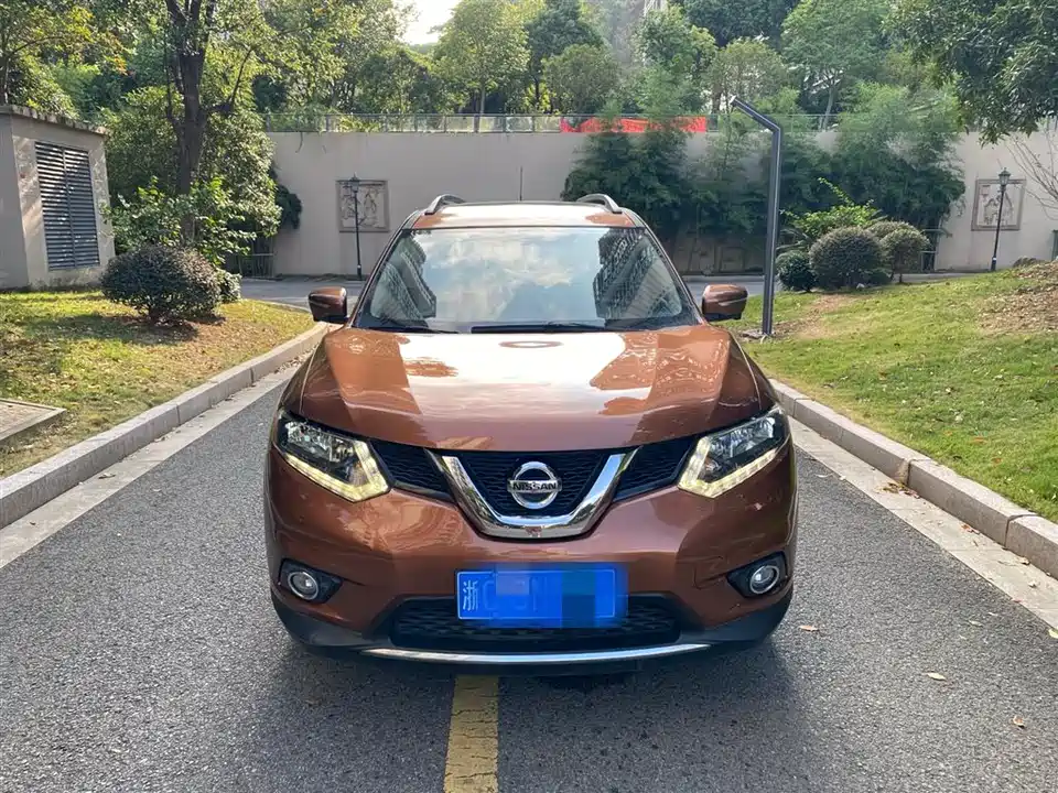 Nissan Qijun