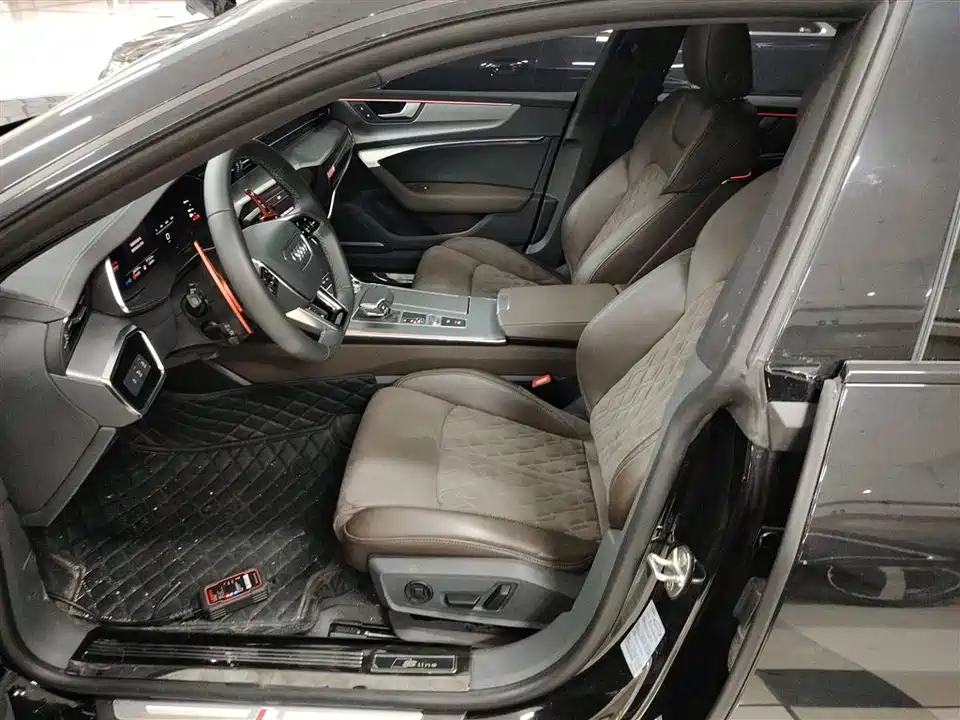 Audi A7L Audi A7L