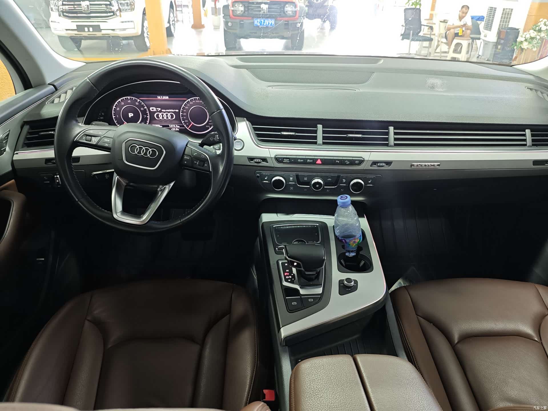 Audi Q7, 2019 все фото