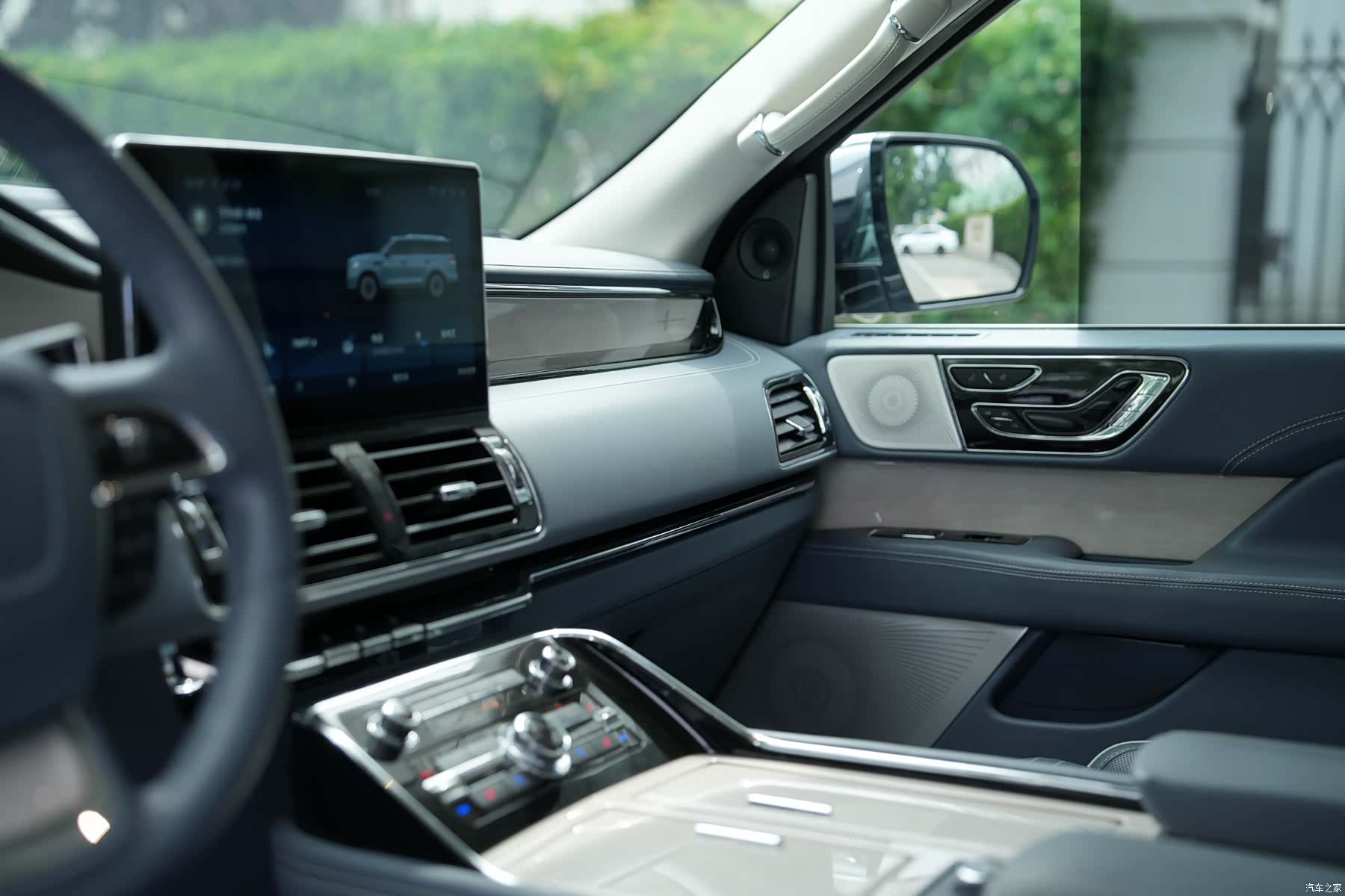 Lincoln Navigator, 2022 17