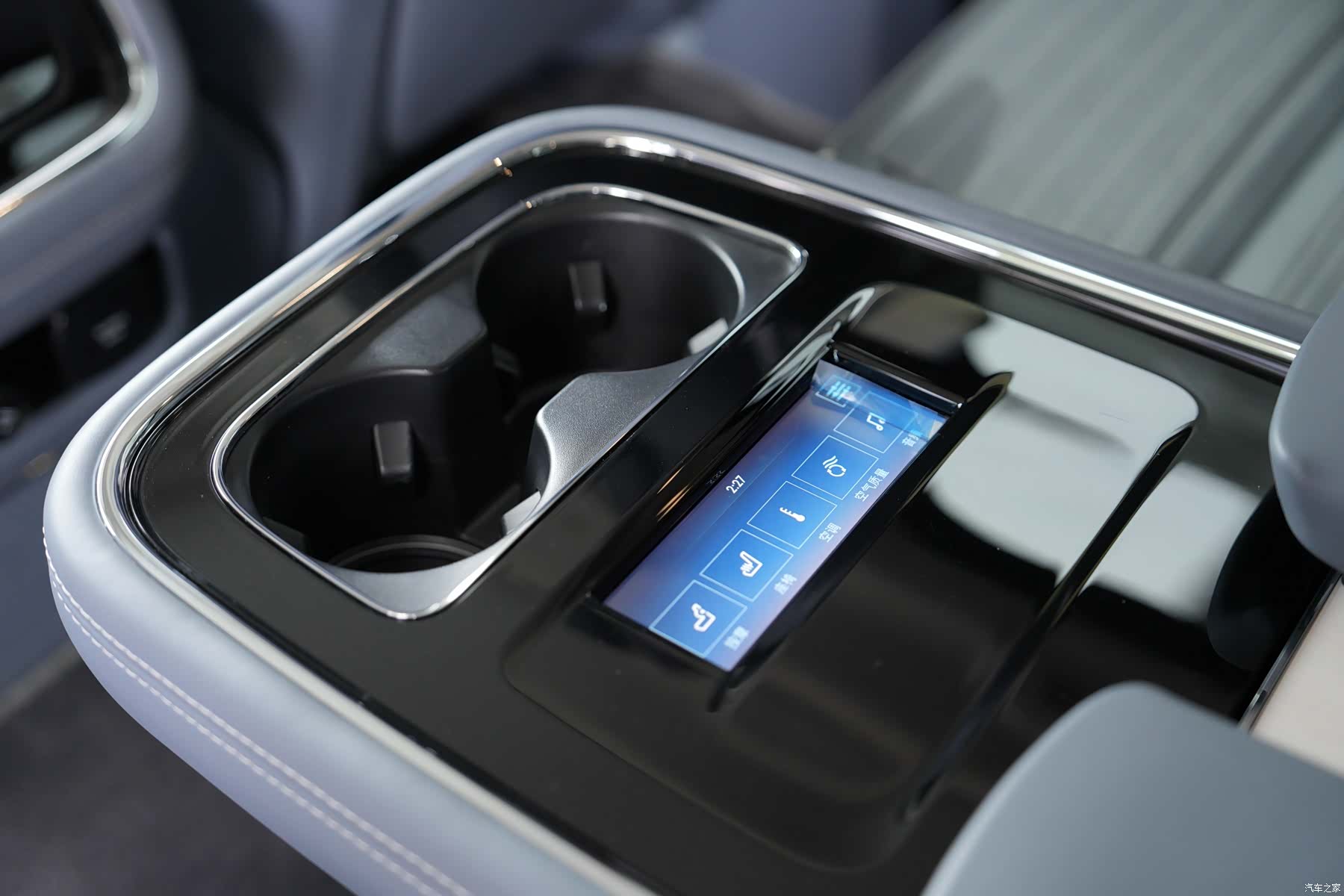 Lincoln Navigator, 2022 23