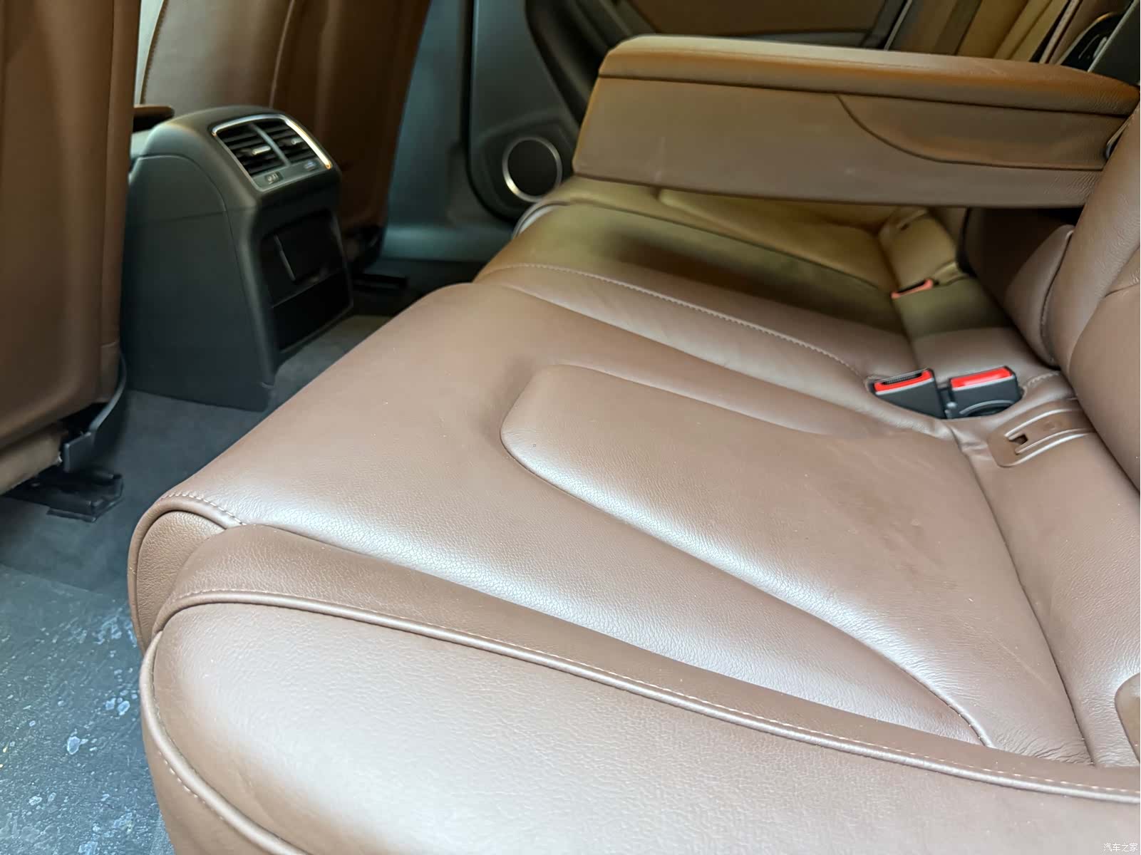 Audi A4L, 2016 15