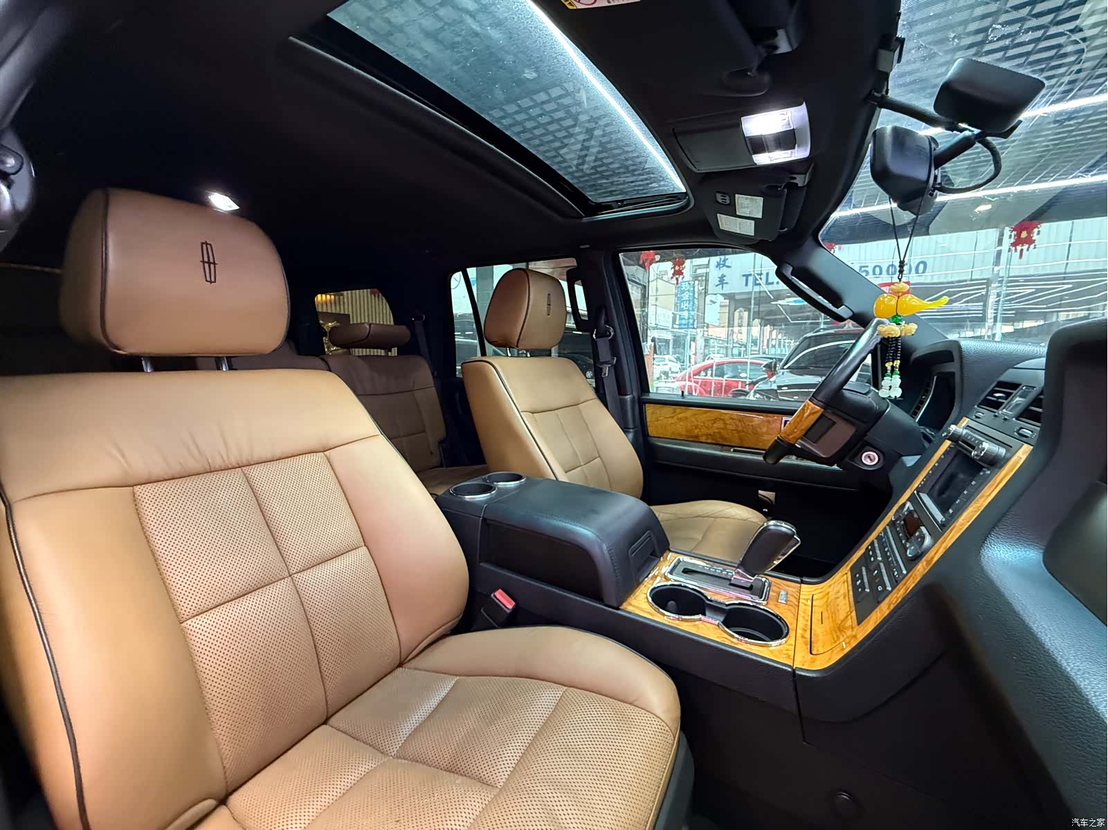 Lincoln Navigator, 2012 12