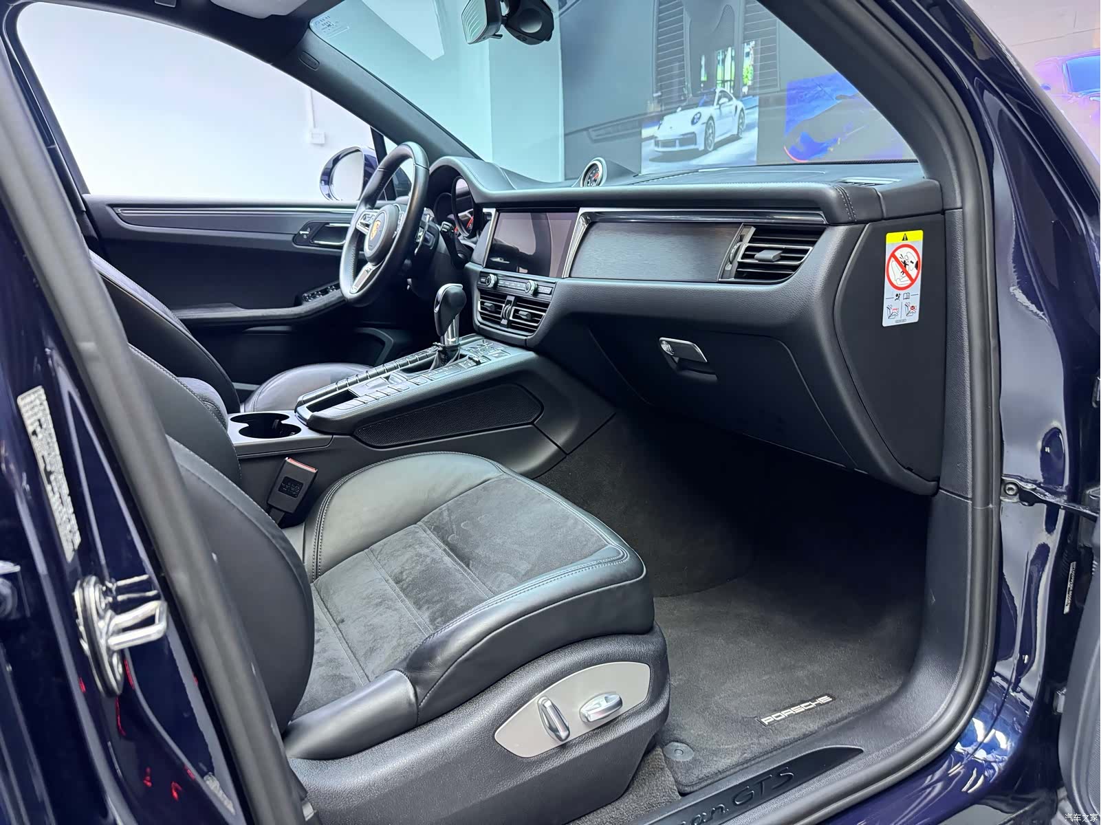 Porsche Macan, 2021 9