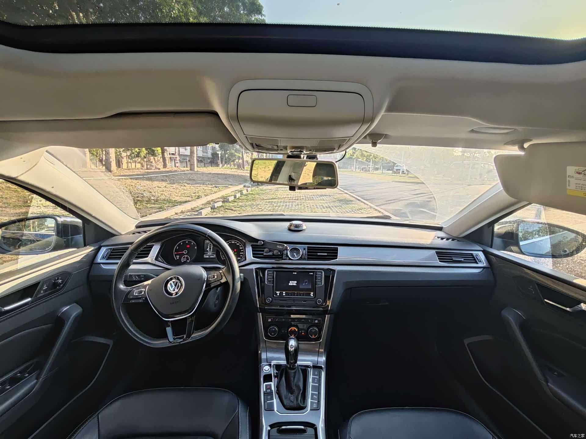 Volkswagen Passat, 2018 12