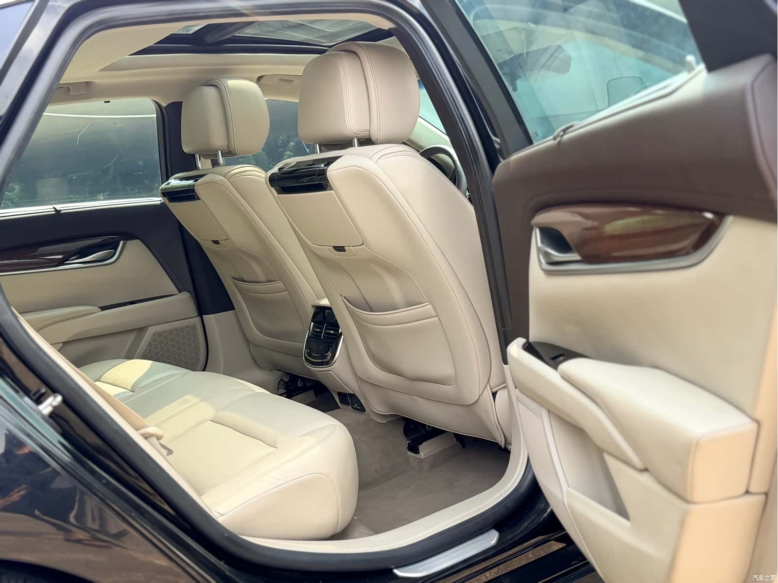 Cadillac XTS, 2013 14