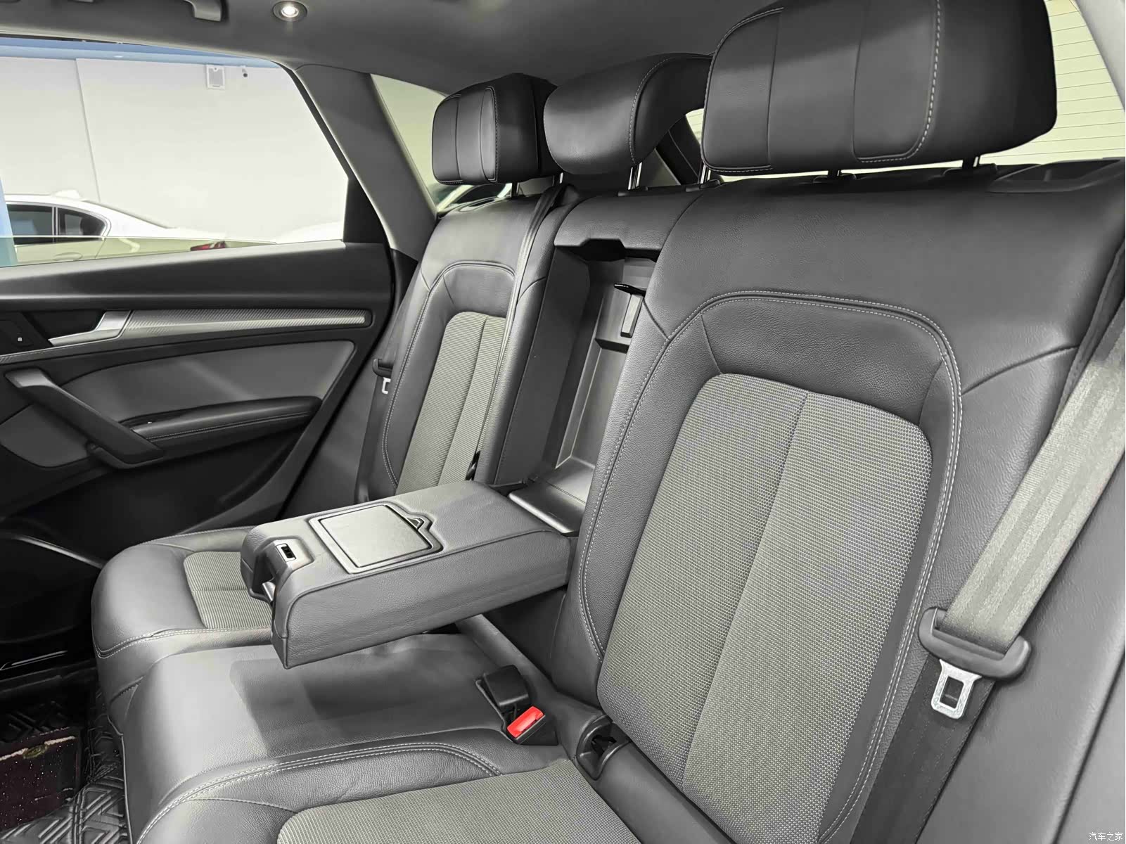 Audi Q5L, 2019 21