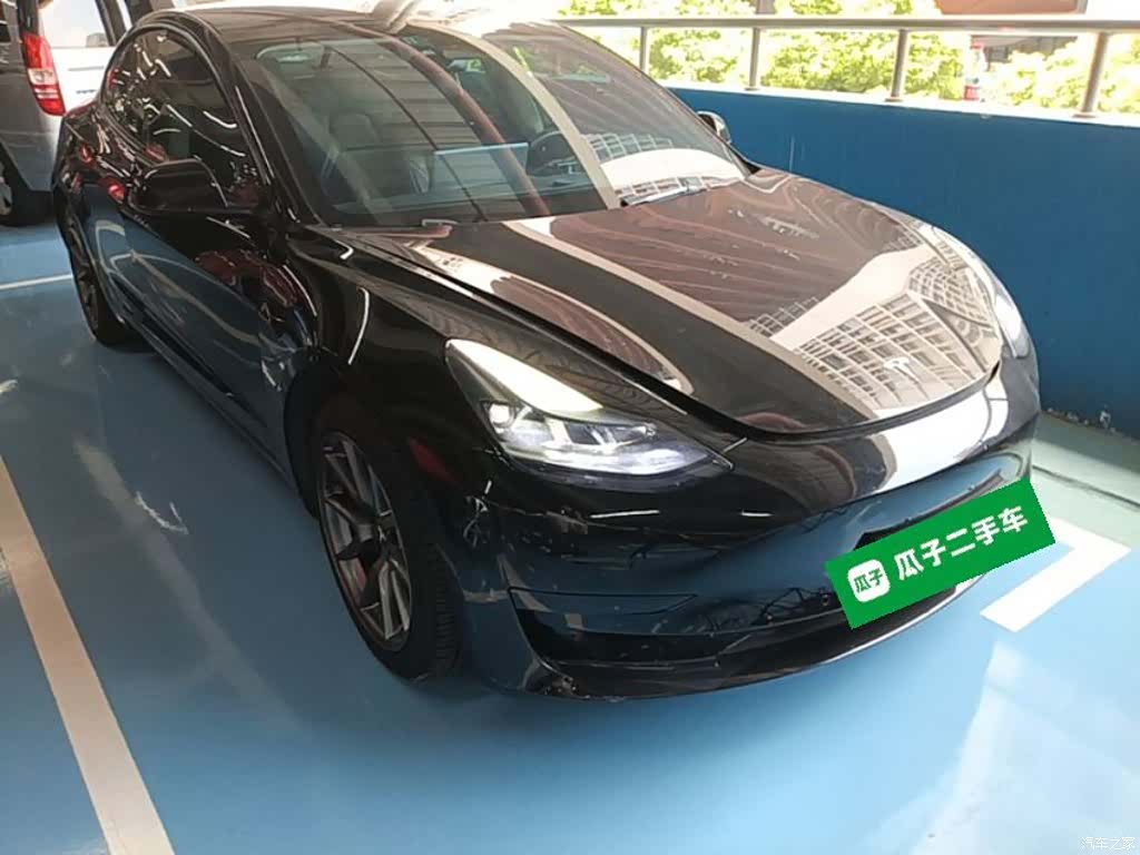 Tesla Model 3, 2023 4