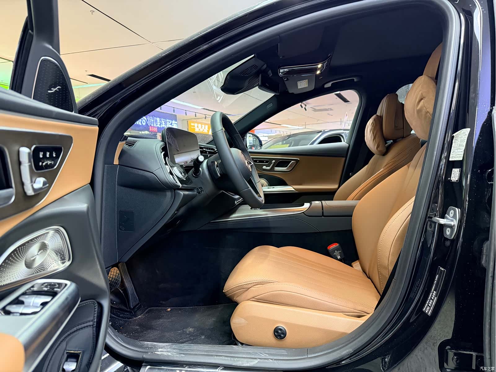 Mercedes-Benz E-Class, 2025 6