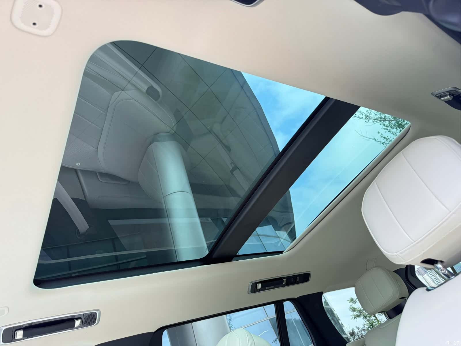 Land Rover Range Rover, 2023 18