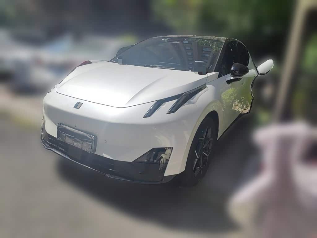 Lynk & Co Z20