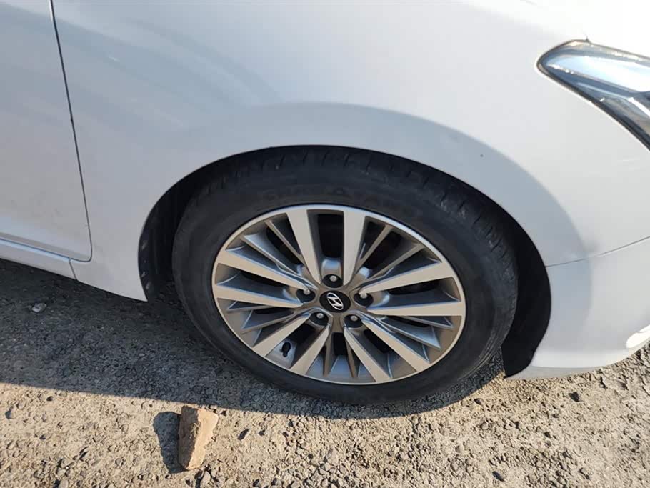 Hyundai Name picture