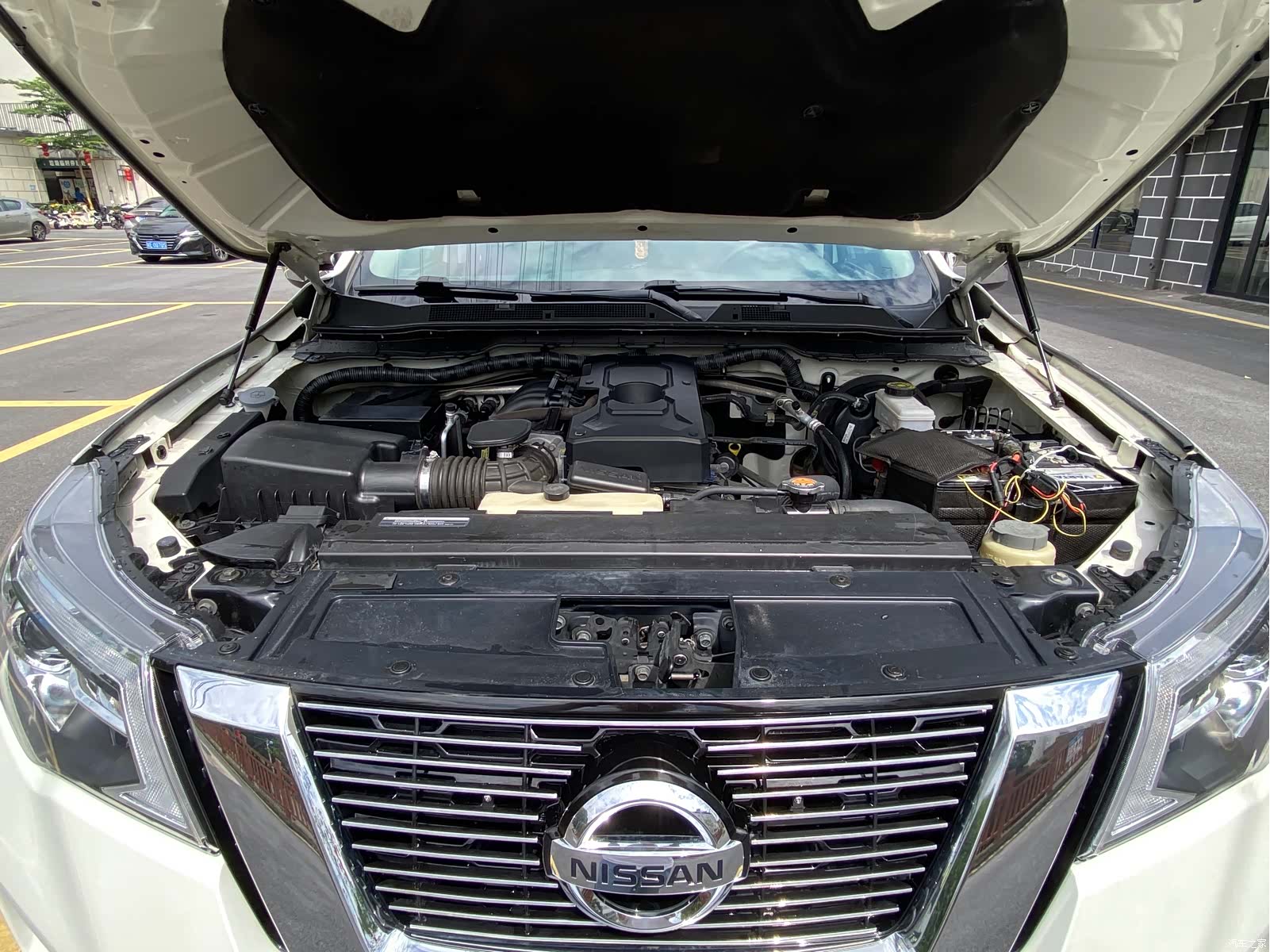 Nissan Terra, 2020 11