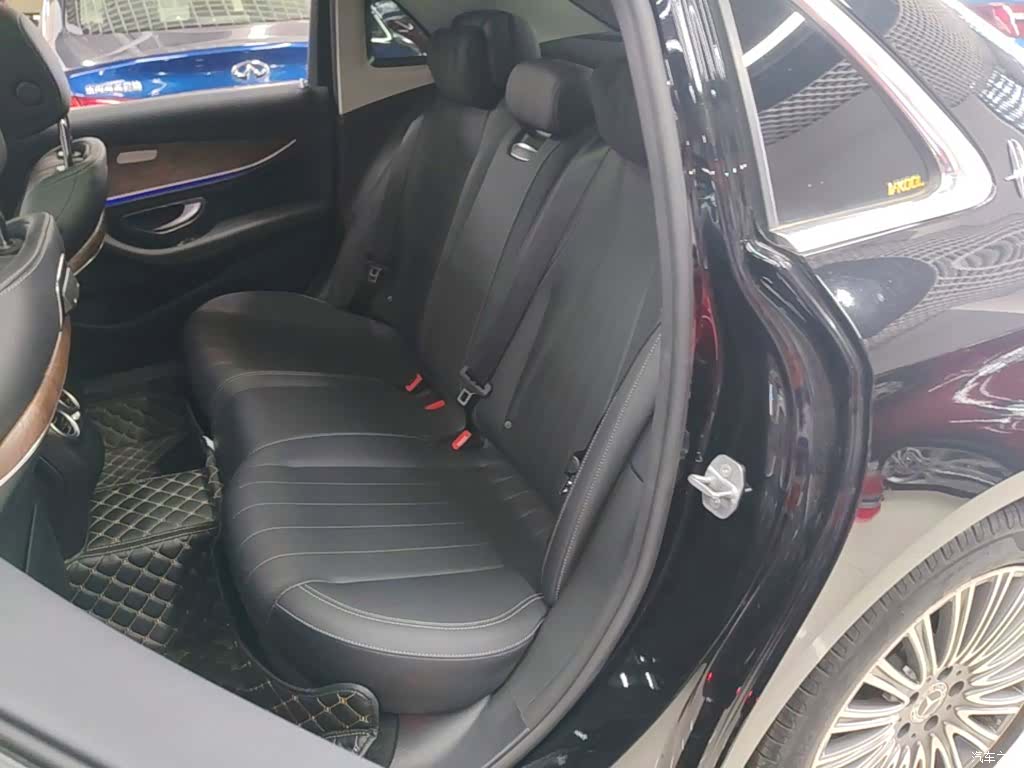 Mercedes-Benz E-Class, 2020 17