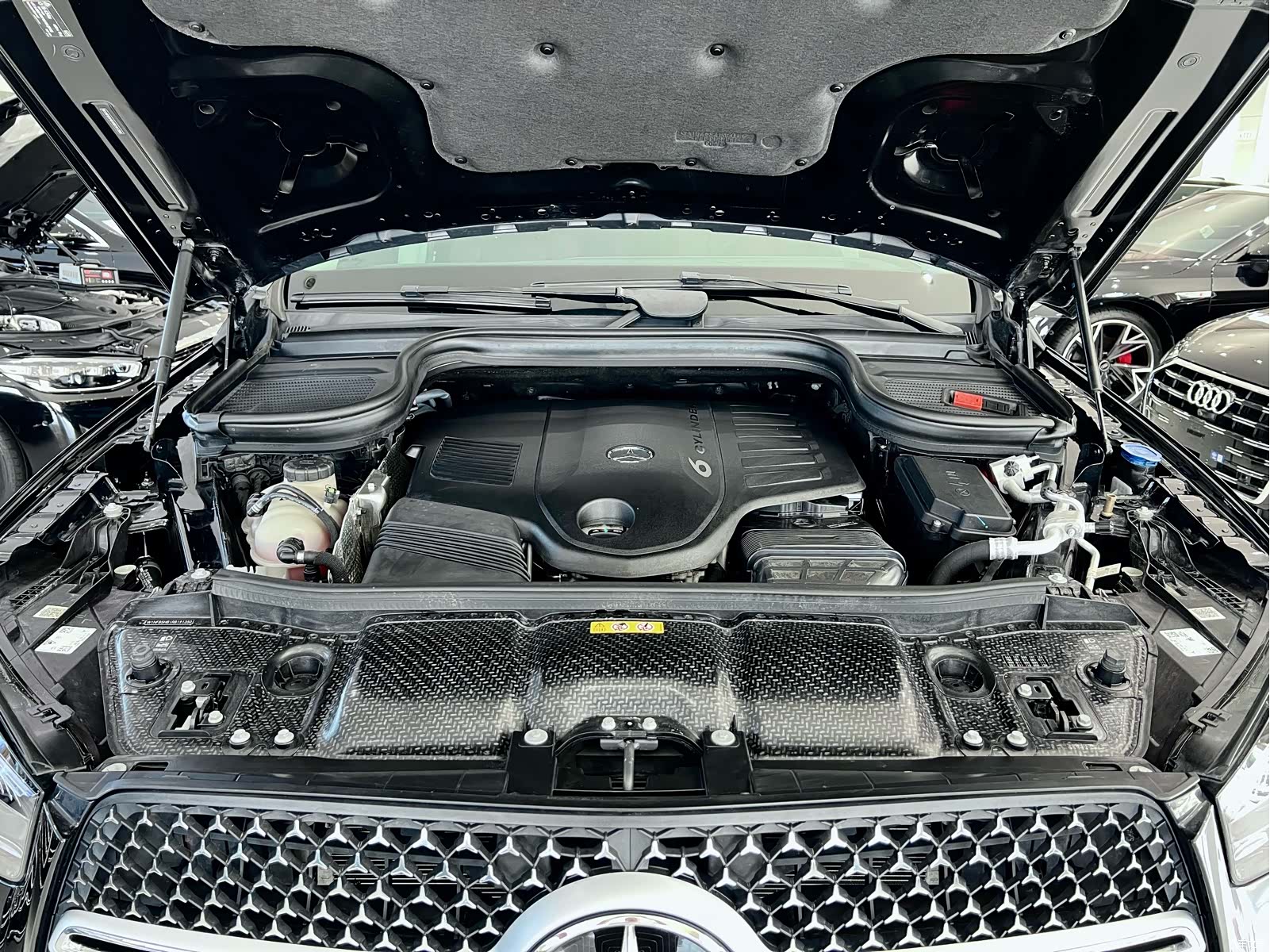 Mercedes-Benz GLE, 2024 28