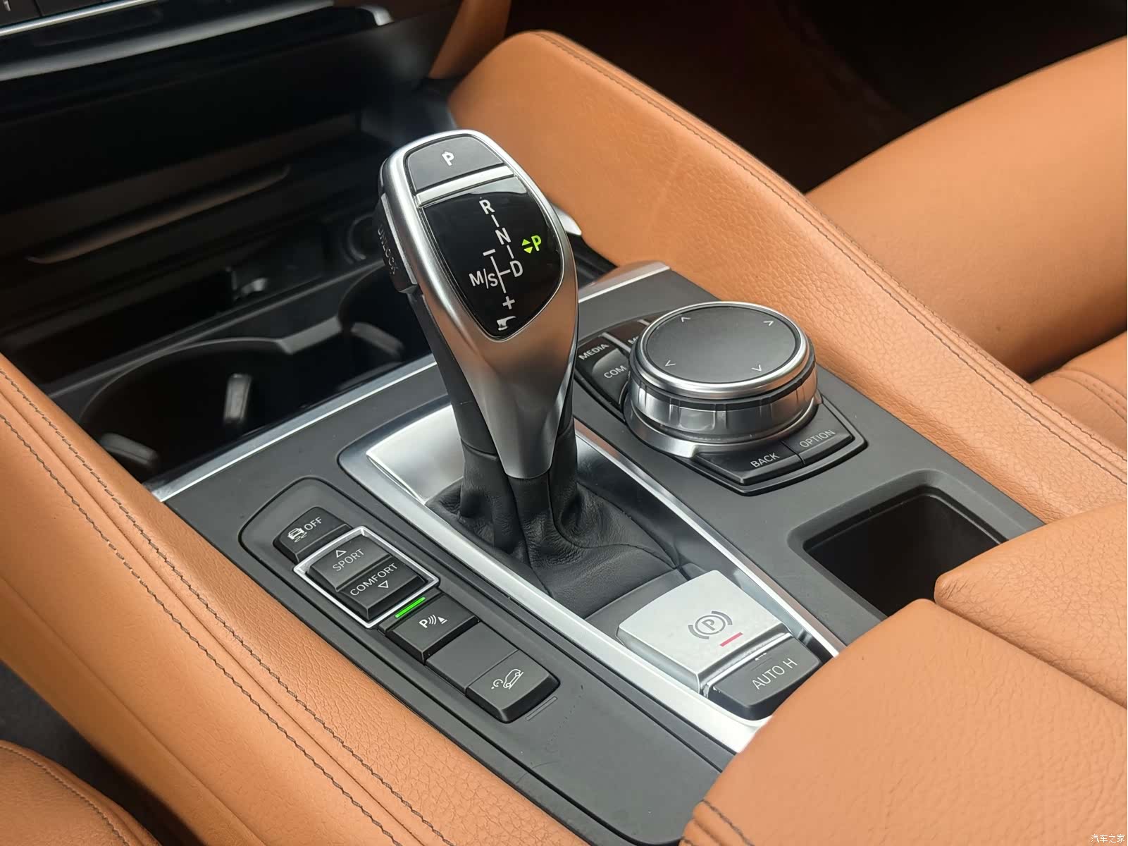 BMW X6, 2019 8