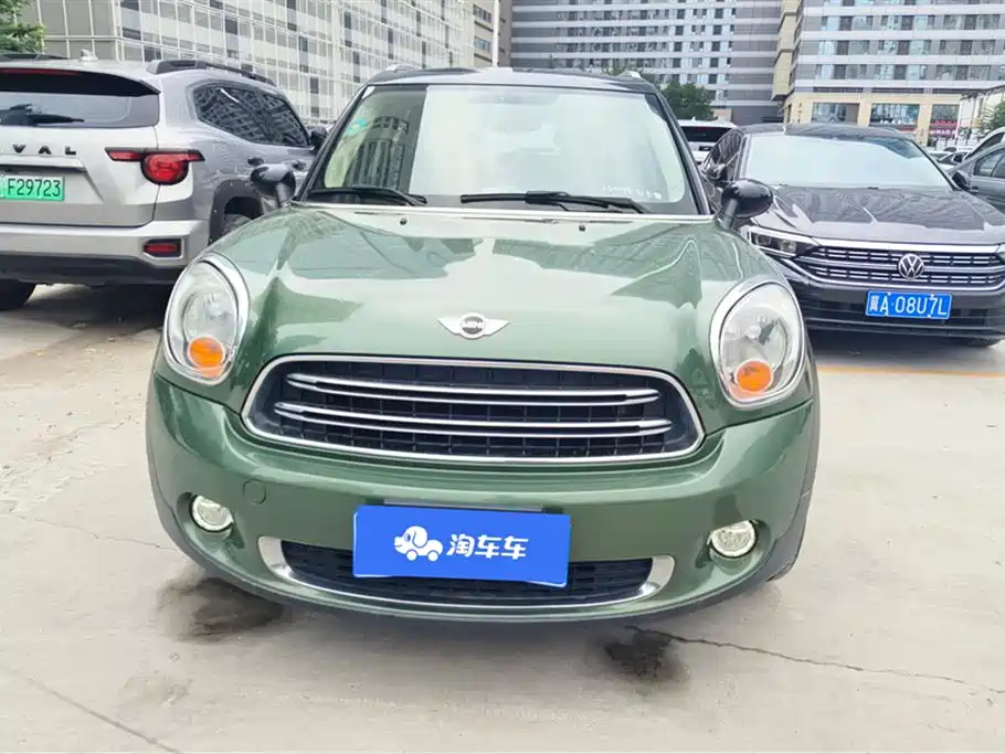 MINI COUNTRYMAN
