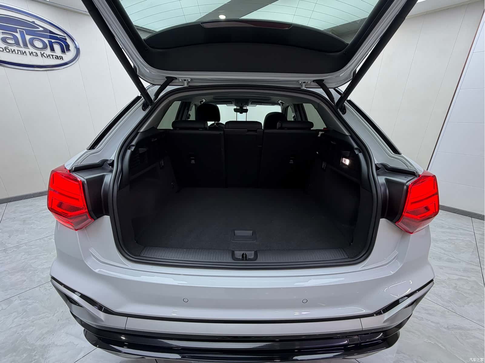 Audi Q2L, 2022 18