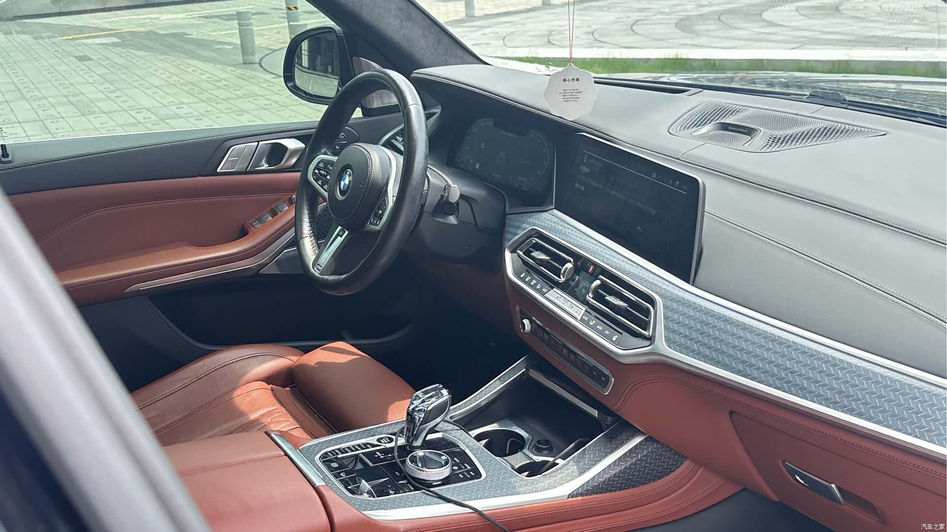 BMW X7, 2023 11