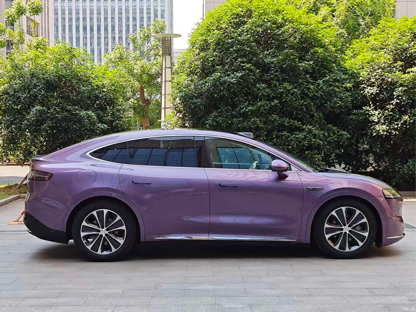 Luxeed R7, 2025 4