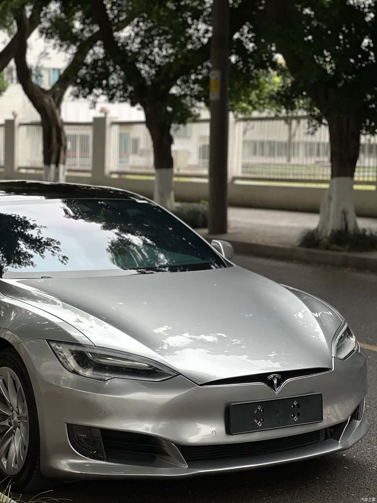 Tesla Model S, 2017 15