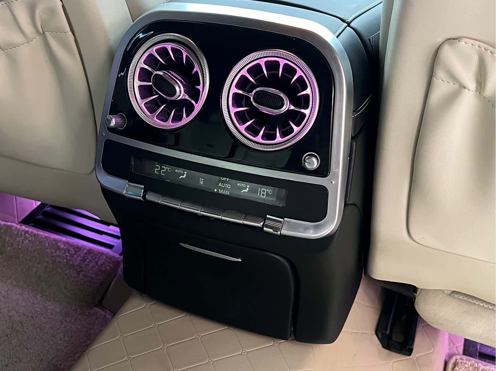 Mercedes-Benz S-Class, 2011 28