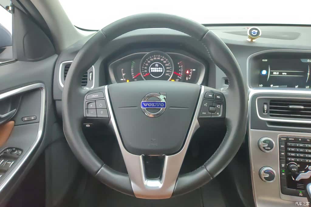 Volvo S60, 2016 15