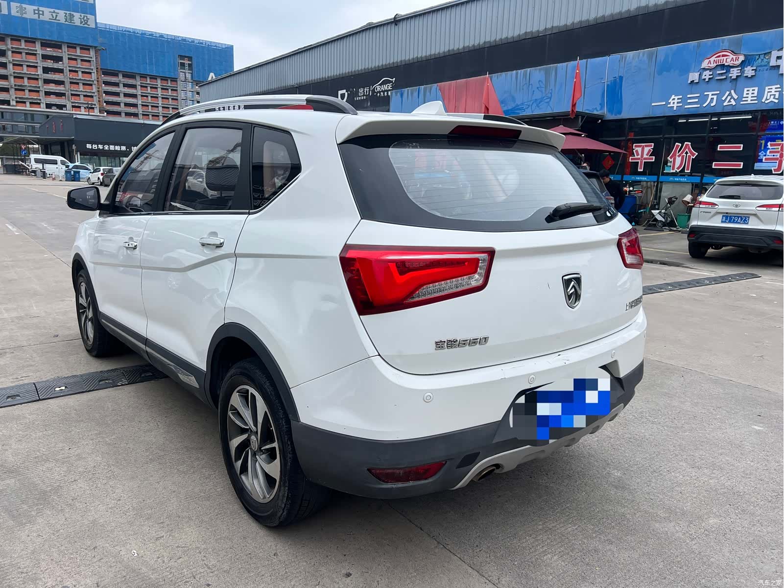Wuling 560, 2017 6