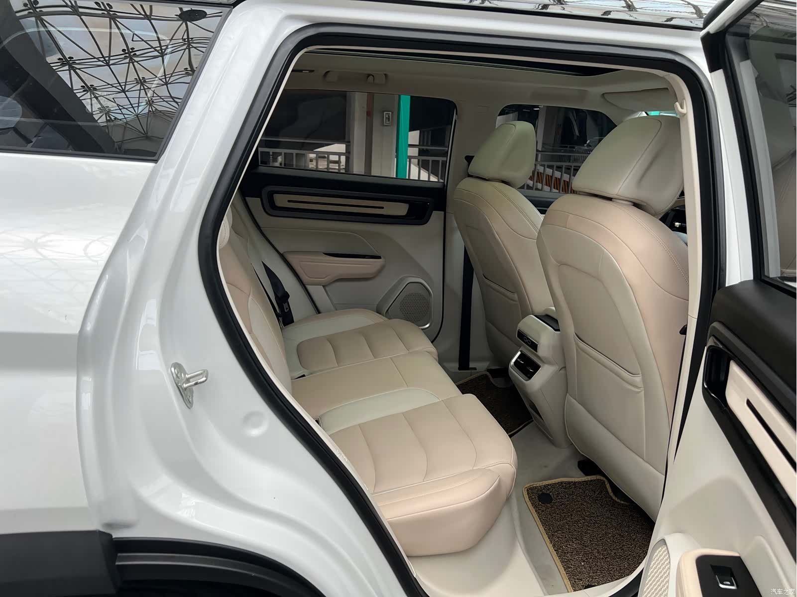 Geely Icon, 2022 8