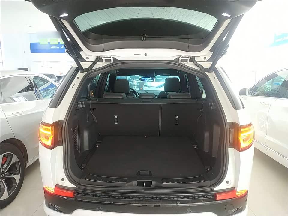 Land Rover Discover sports