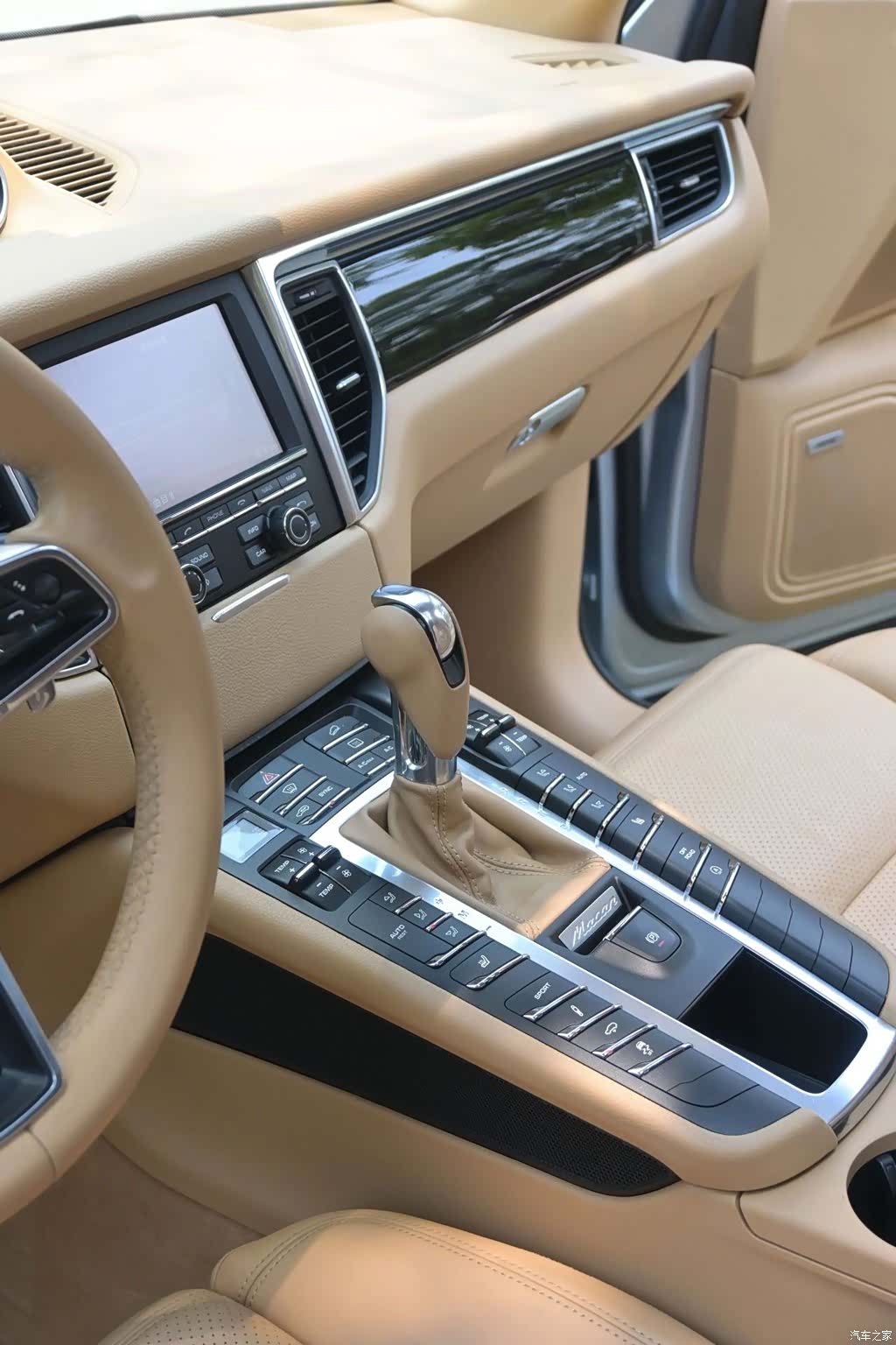 Porsche Macan, 2015 7