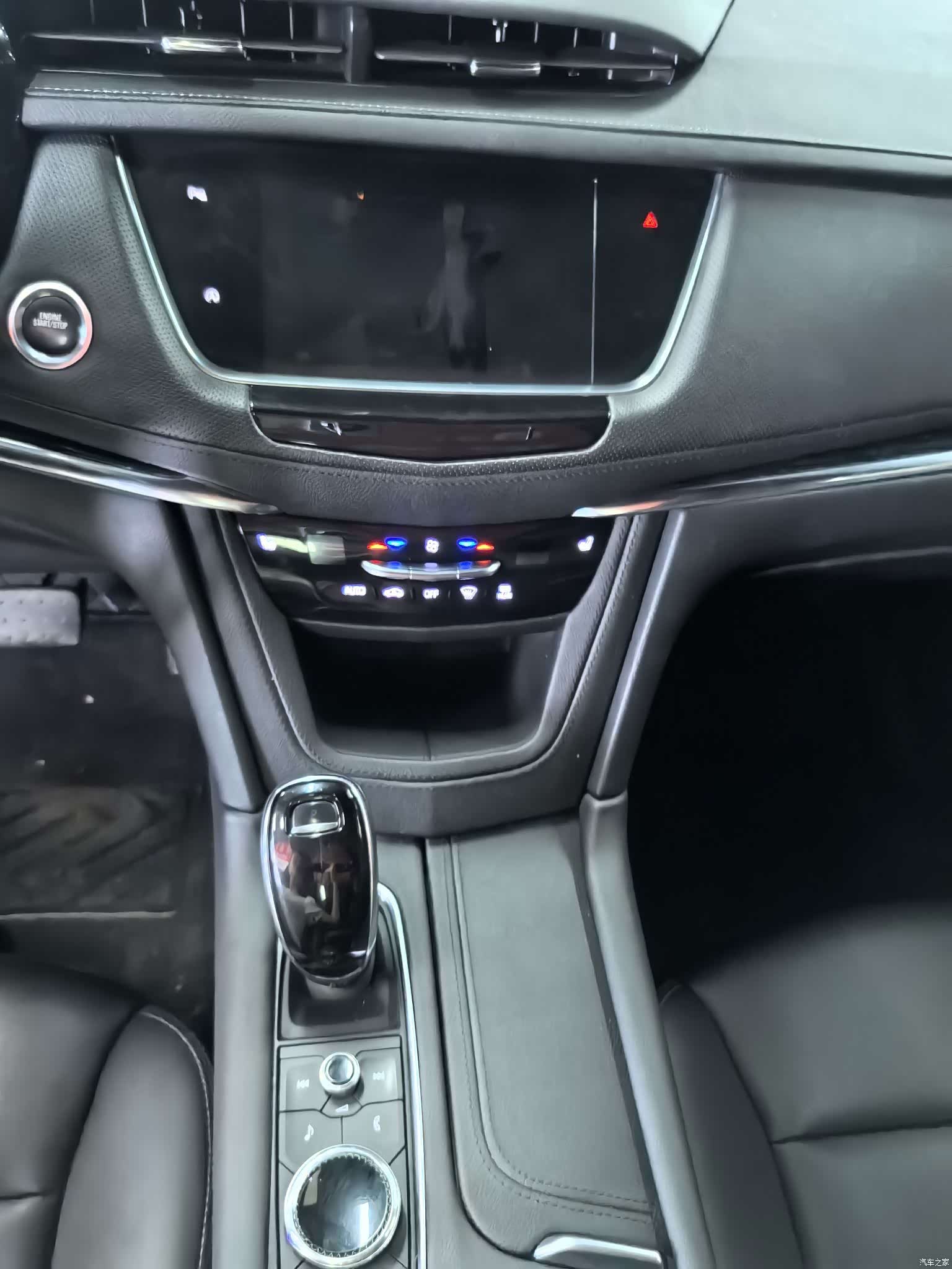 Cadillac XT5, 2022 10