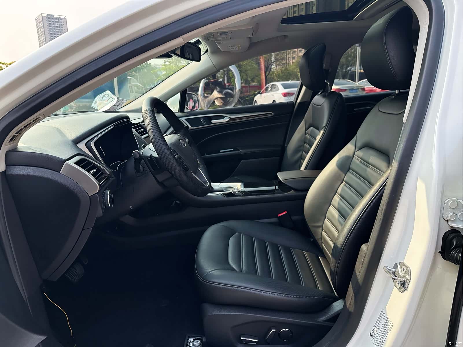 Ford Mondeo, 2016 4