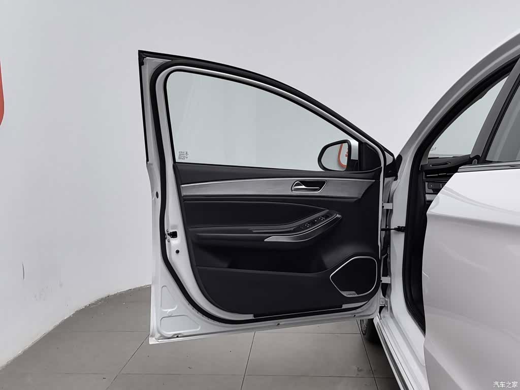 Chery 5, 2021 8