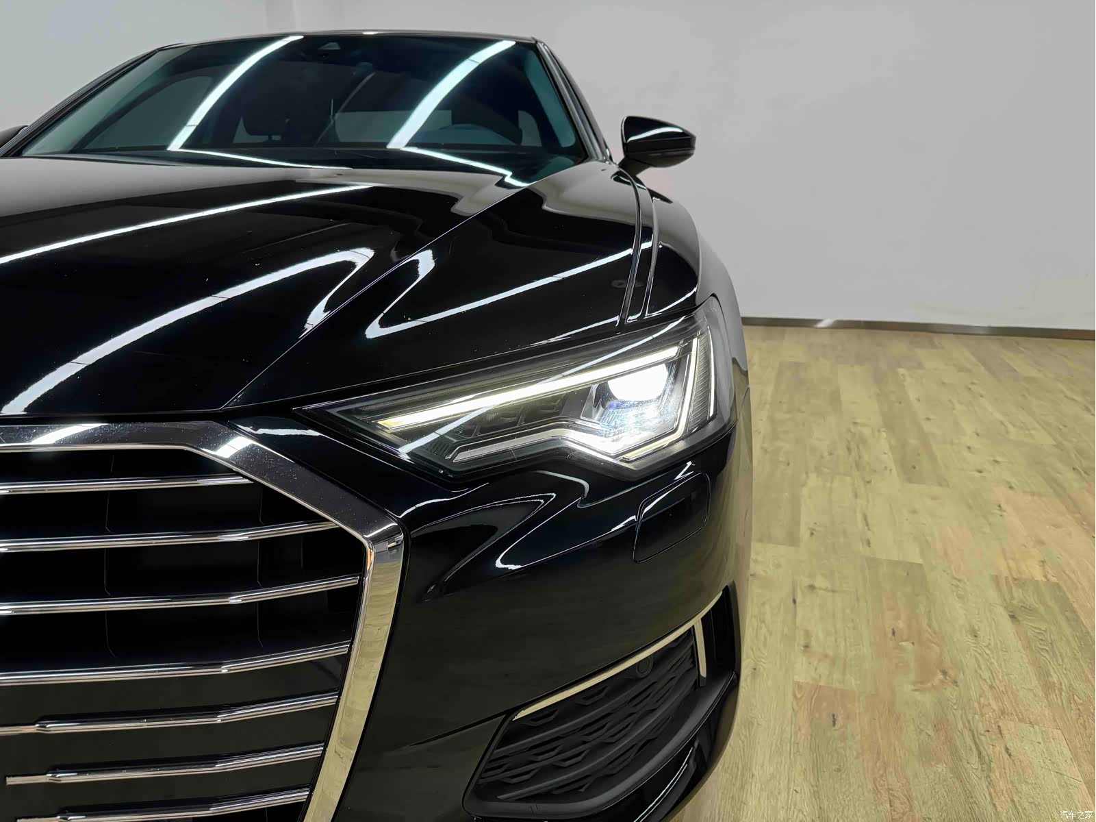 Audi A6L, 2019 все фото