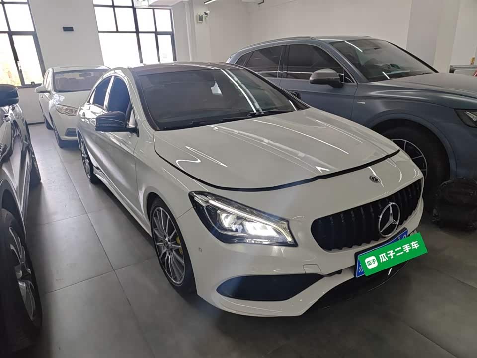 Mercedes-Benz CLA