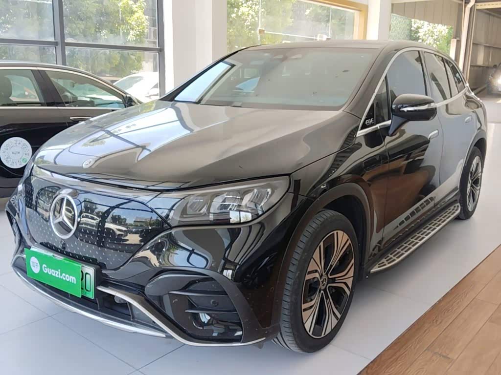 Mercedes-Benz EQE SUV