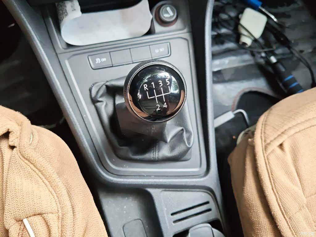 Volkswagen Lavida, 2016 10