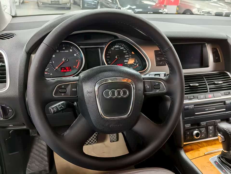 Audi Q7 Audi Q7