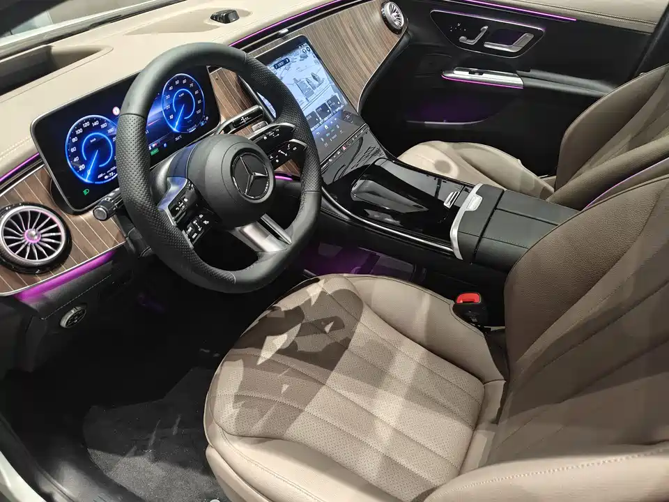 Mercedes-Benz EQE