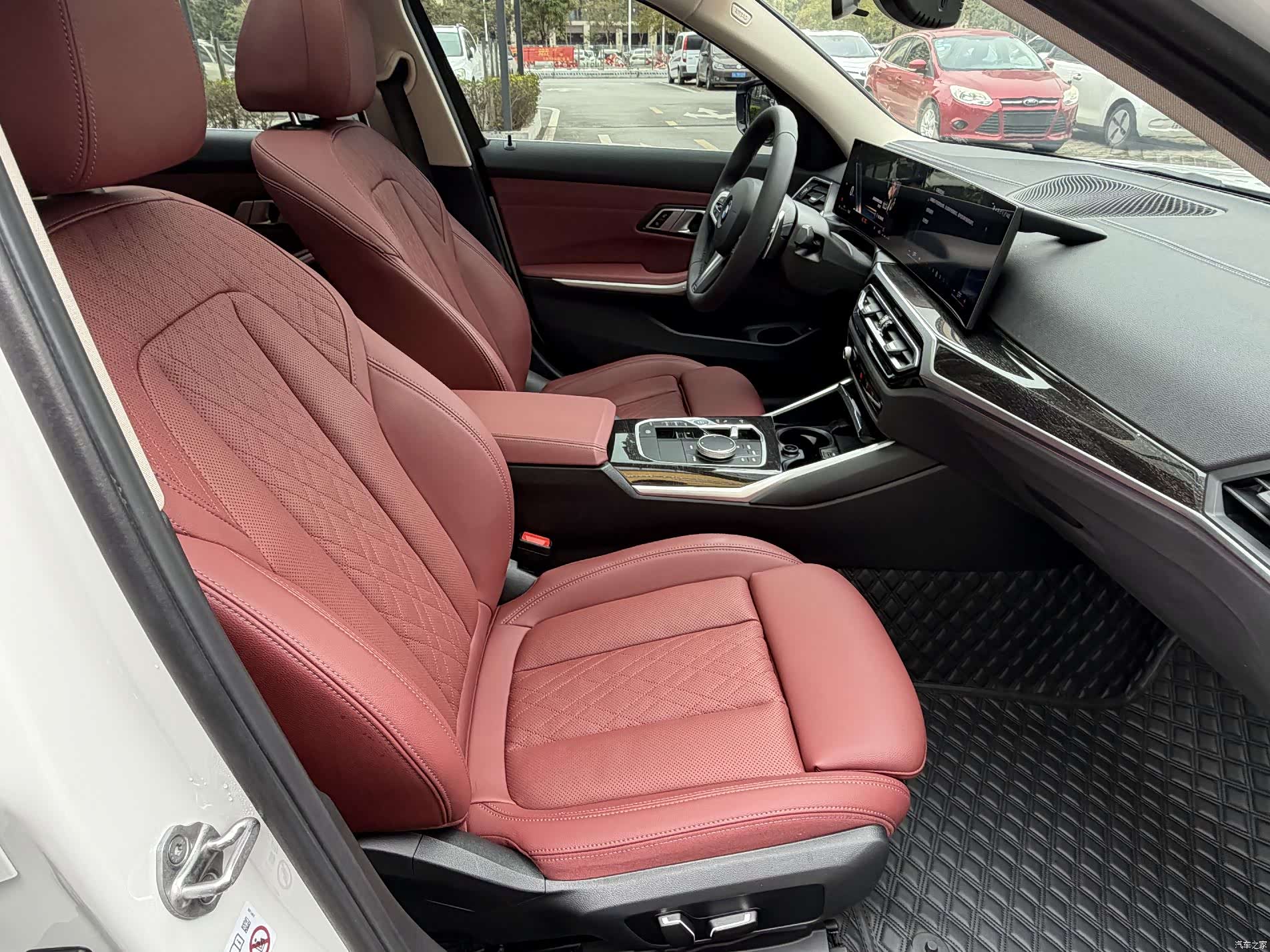 BMW 3 Series, 2023 10