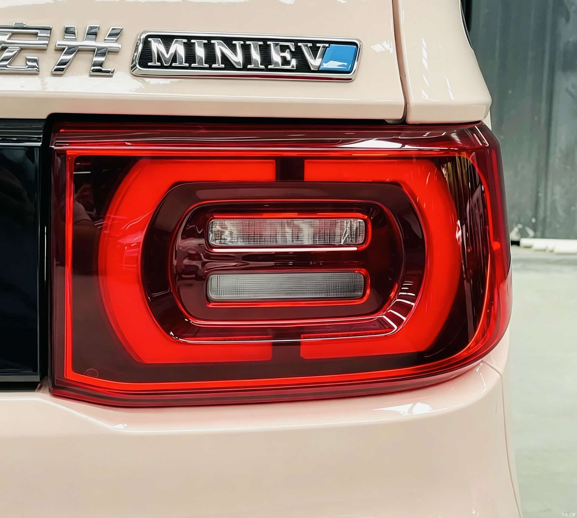 Wuling MINIEV, 2023 11
