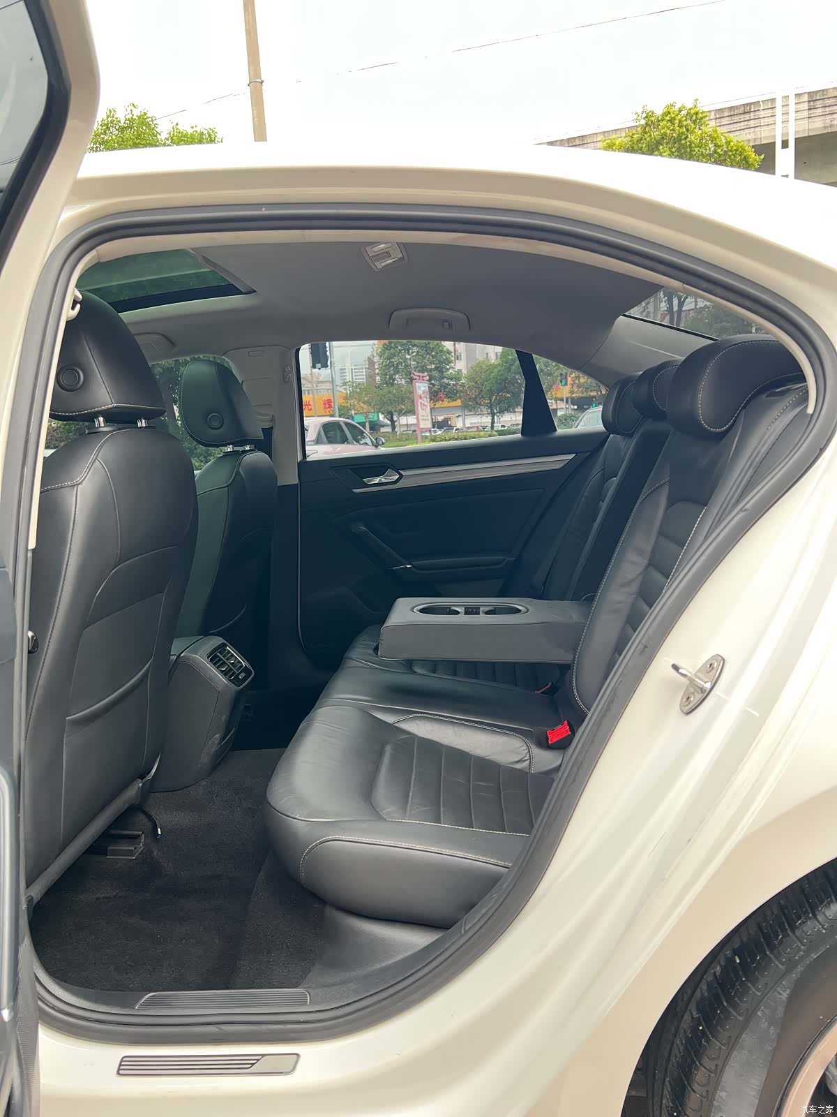 Volkswagen Lamando, 2018 11