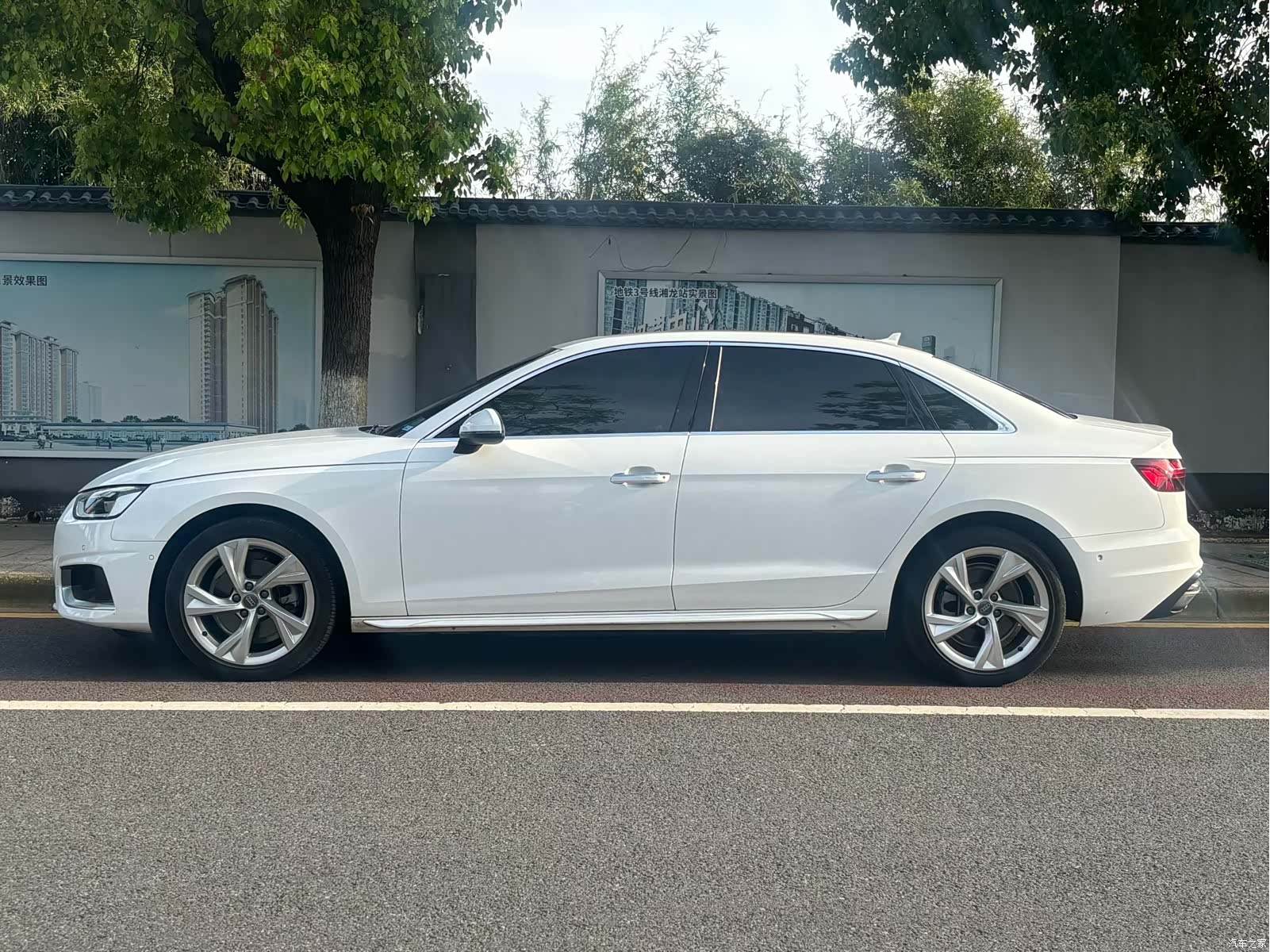 Audi A4L, 2020 3