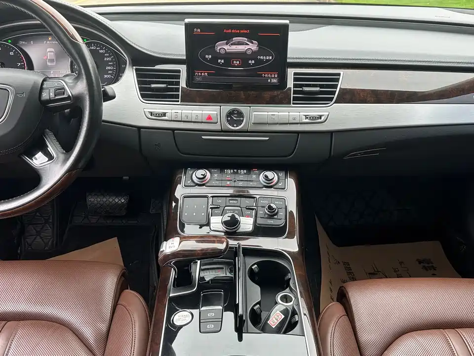 Audi A8 Audi A8