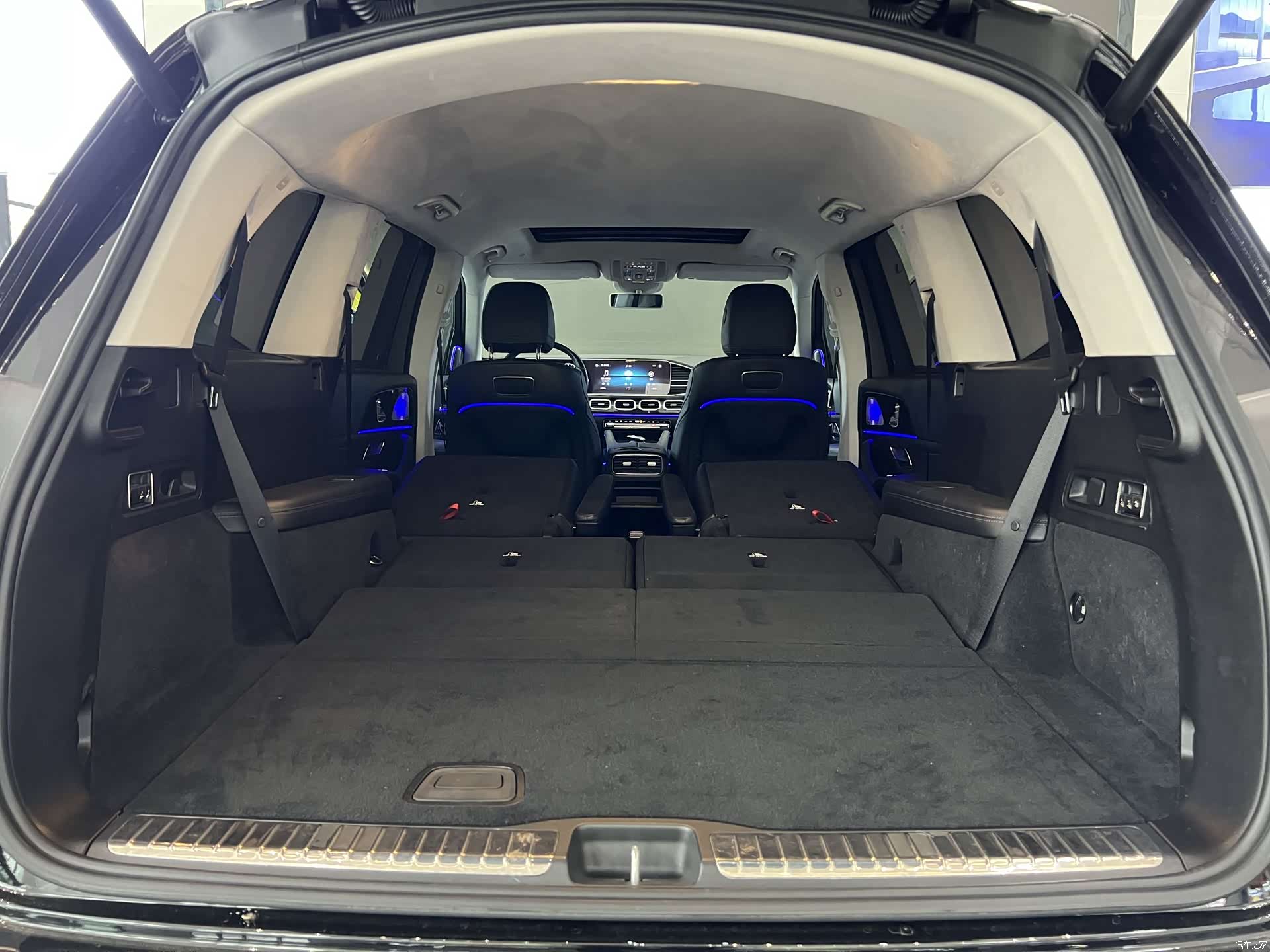 Mercedes-Benz GLS, 2021 53